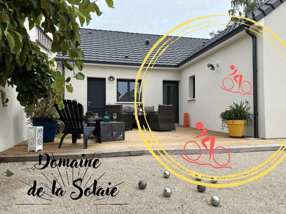 Villa * Domaine De La Solaie * - Proche Bords De Loire Saint-Denis-de lʼHôtel Exterior foto